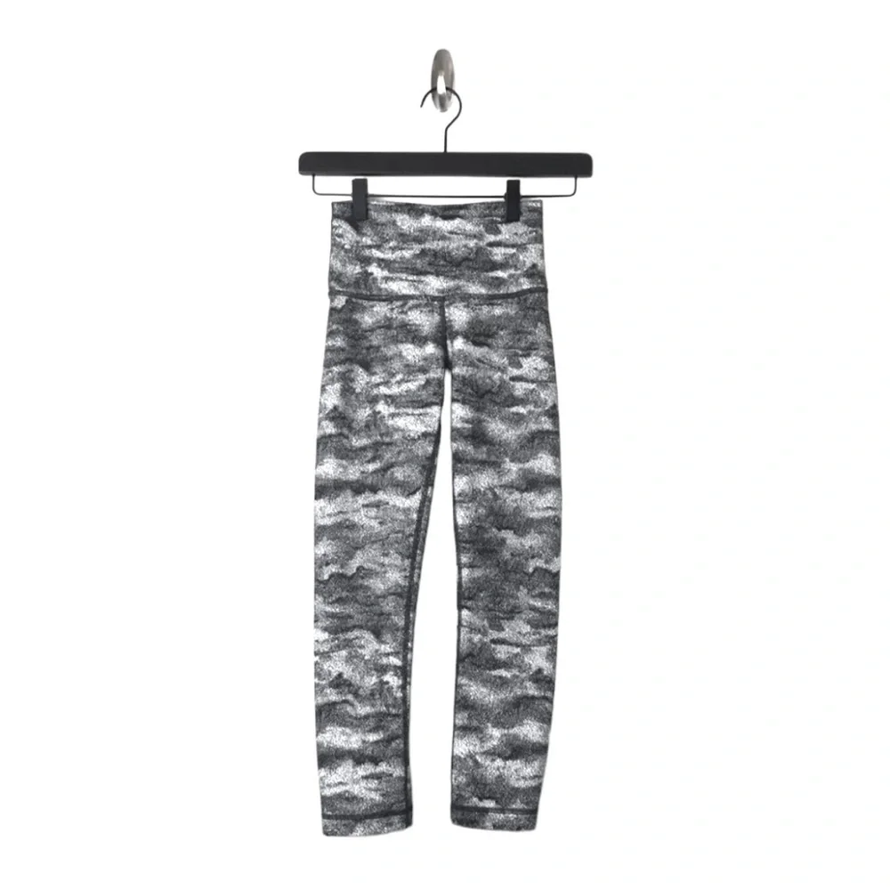 FINAL NEW Lululemon Wunder Under Crop Hi-Rise Luon Hazy Days - Picture 2 of 8